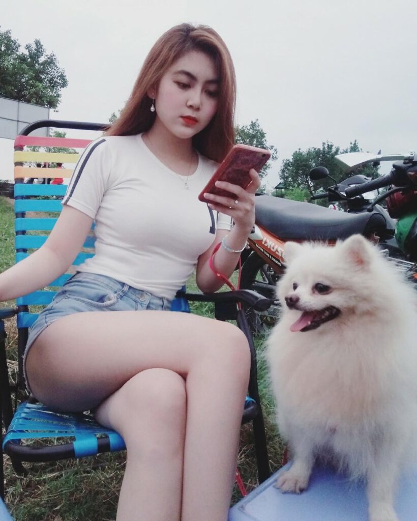 Khám Phá Hình Gái Đẹp Bikini Biểu Tượng Quyến Rũ Của Mùa Hè 2024